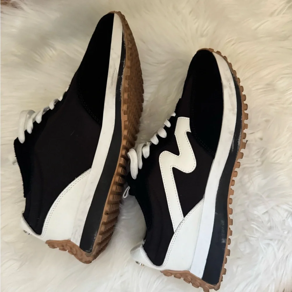 Campo Black and White Sneakers 🖤 - Picture 6 of 8